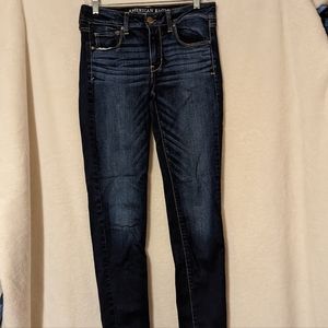 American Eagle skinny dark jeans - size 6L